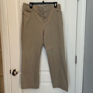 Gloria Vanderbilt khaki pants size 22W short